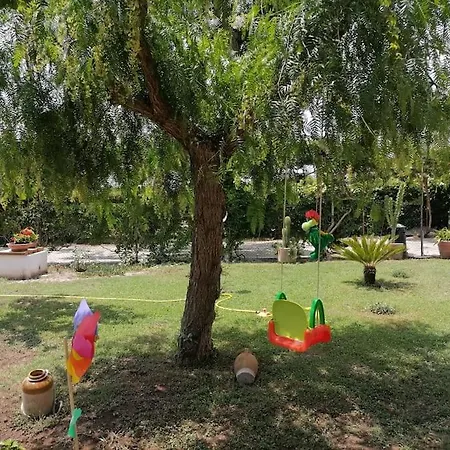 De La Paz Villa *