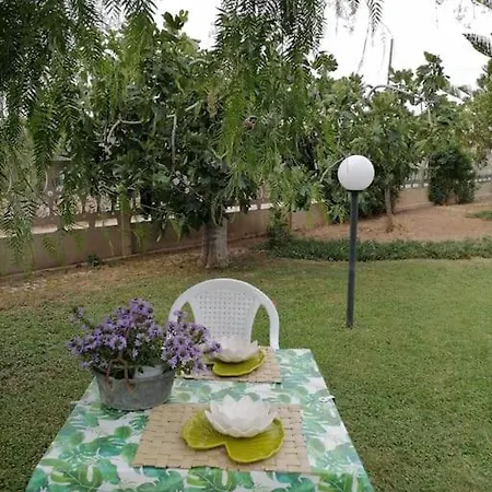De La Paz Villa