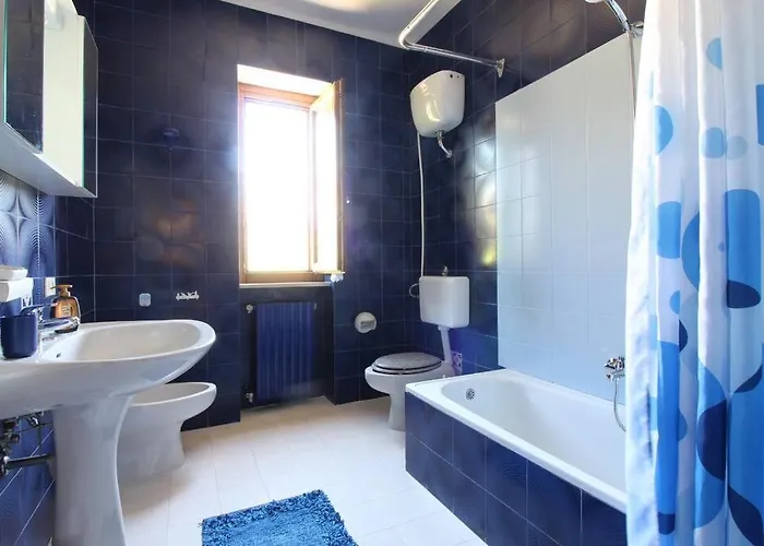 De La Paz * Manfredonia